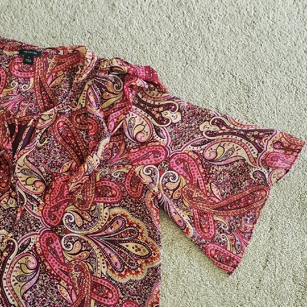 Ann Taylor Pink and Red Graphic Blouse with Mandarin Collar - Picture 2 of 8